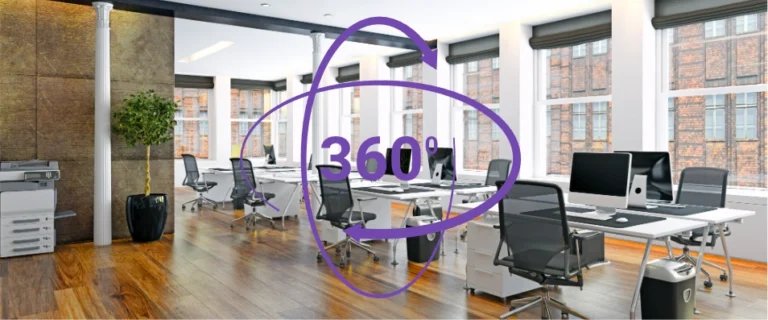 Oficina moderna y luminosa que simboliza un tour virtual 360 para negocios locales
